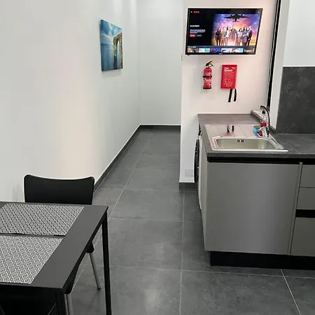 Cosy & Modern Floor 1-bedroom Апартаменты